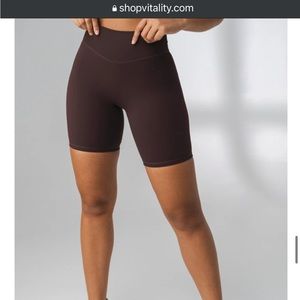 The Cloud Rider Short - Obsidian